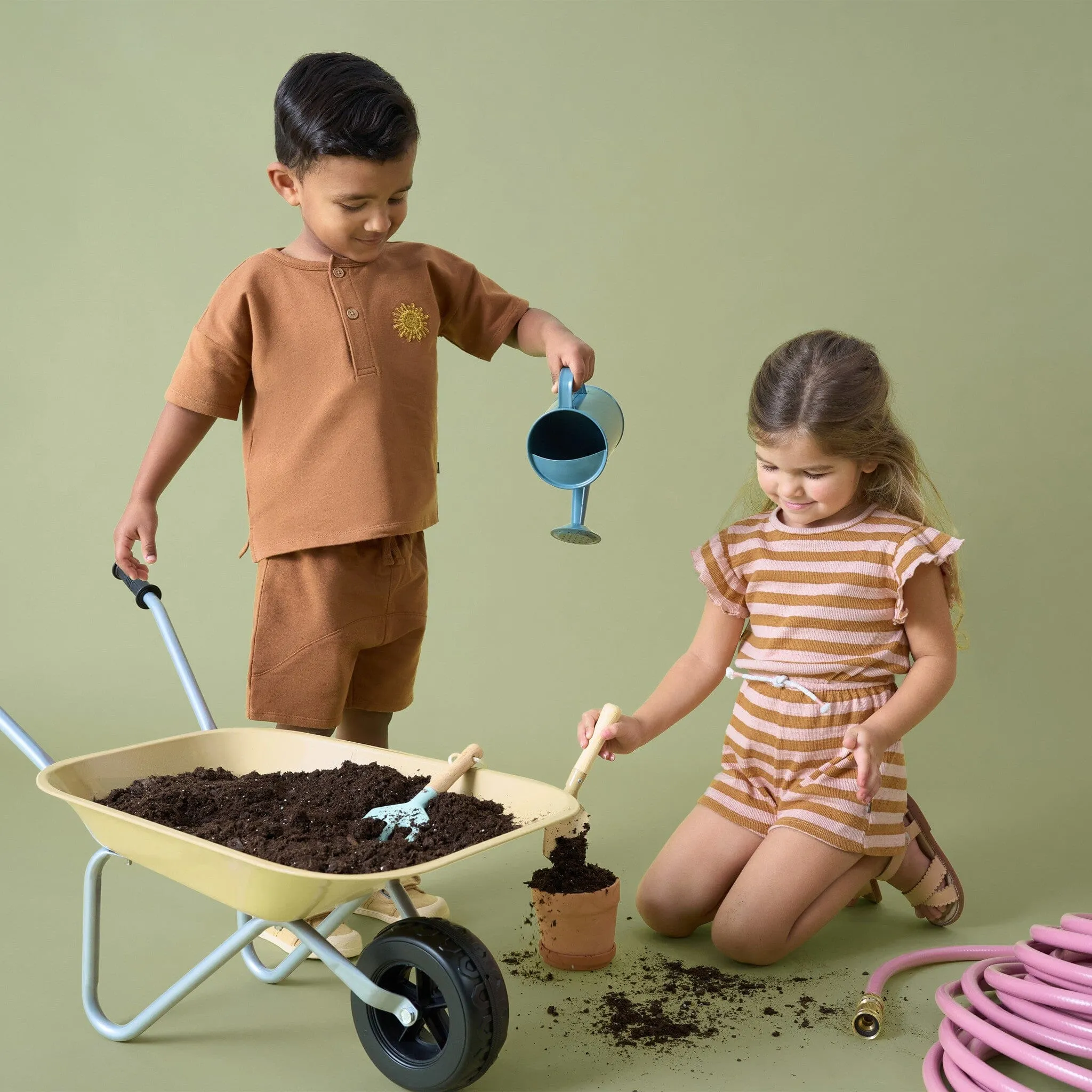 2-Piece Toddler Boys Medium Brown Henley Shirt and Shorts Set Gerber Childrenswea