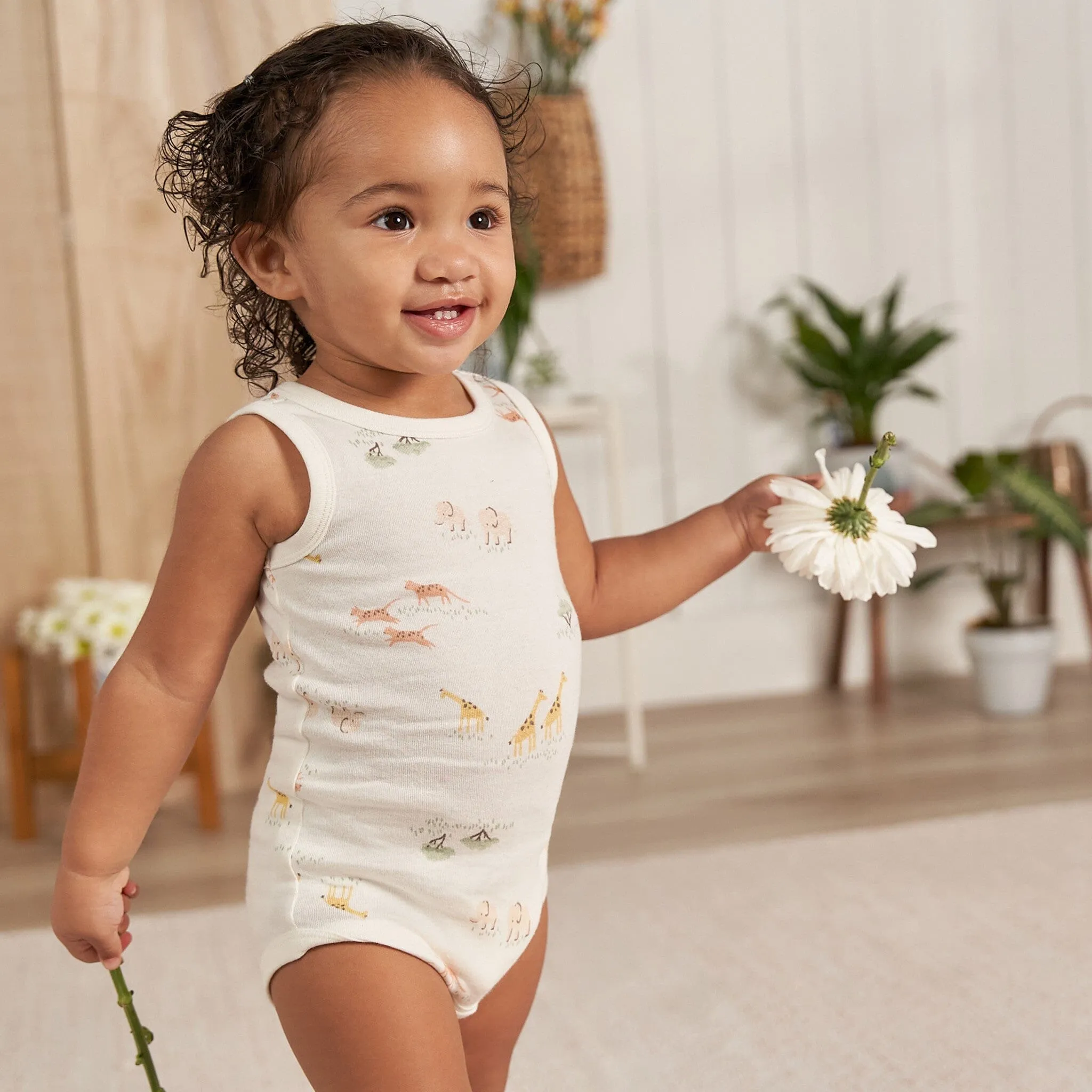 4-Pack Baby Neutral Ivory Safari Sleeveless Onesies Bodysuits Gerber Childrenswea