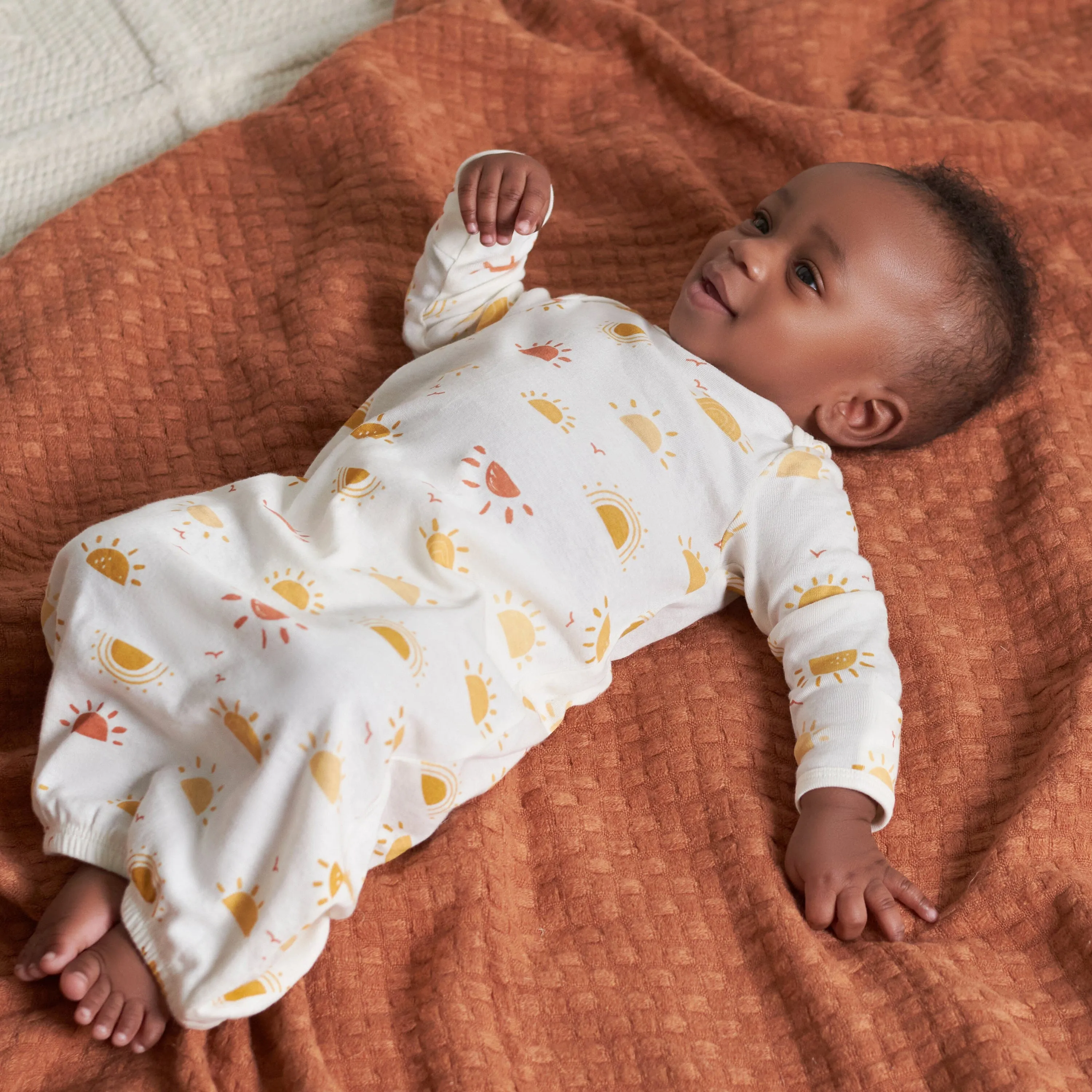 4-Pack Baby Neutral Southwest Gowns Gerber Childrenswea
