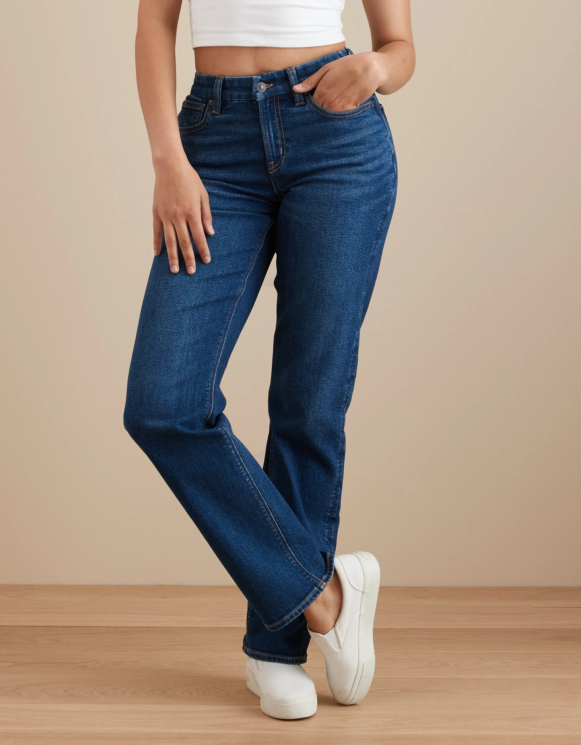 AE Stretch Curvy Straight Jean