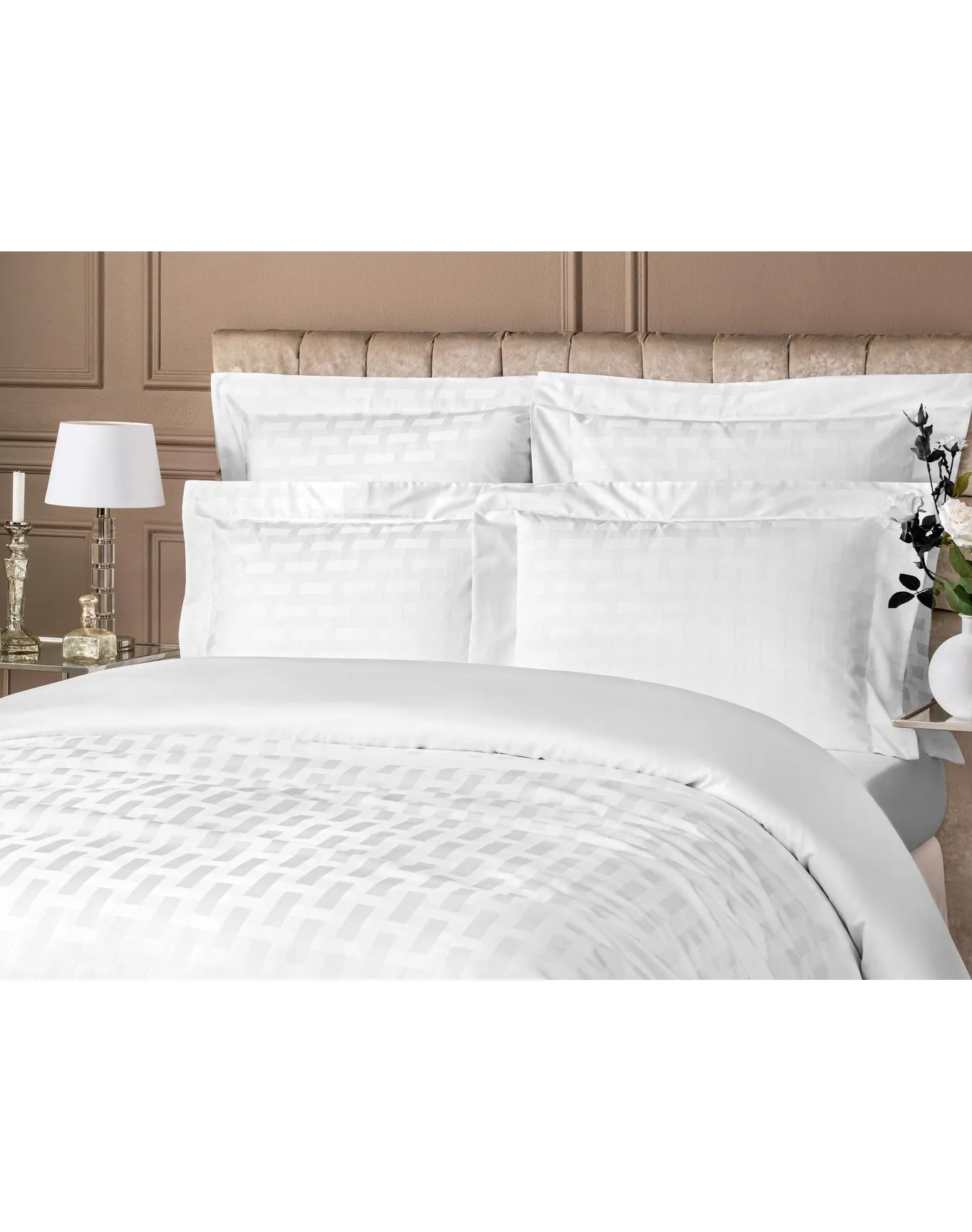Avantgarde Flat Sheet | White TOGAS