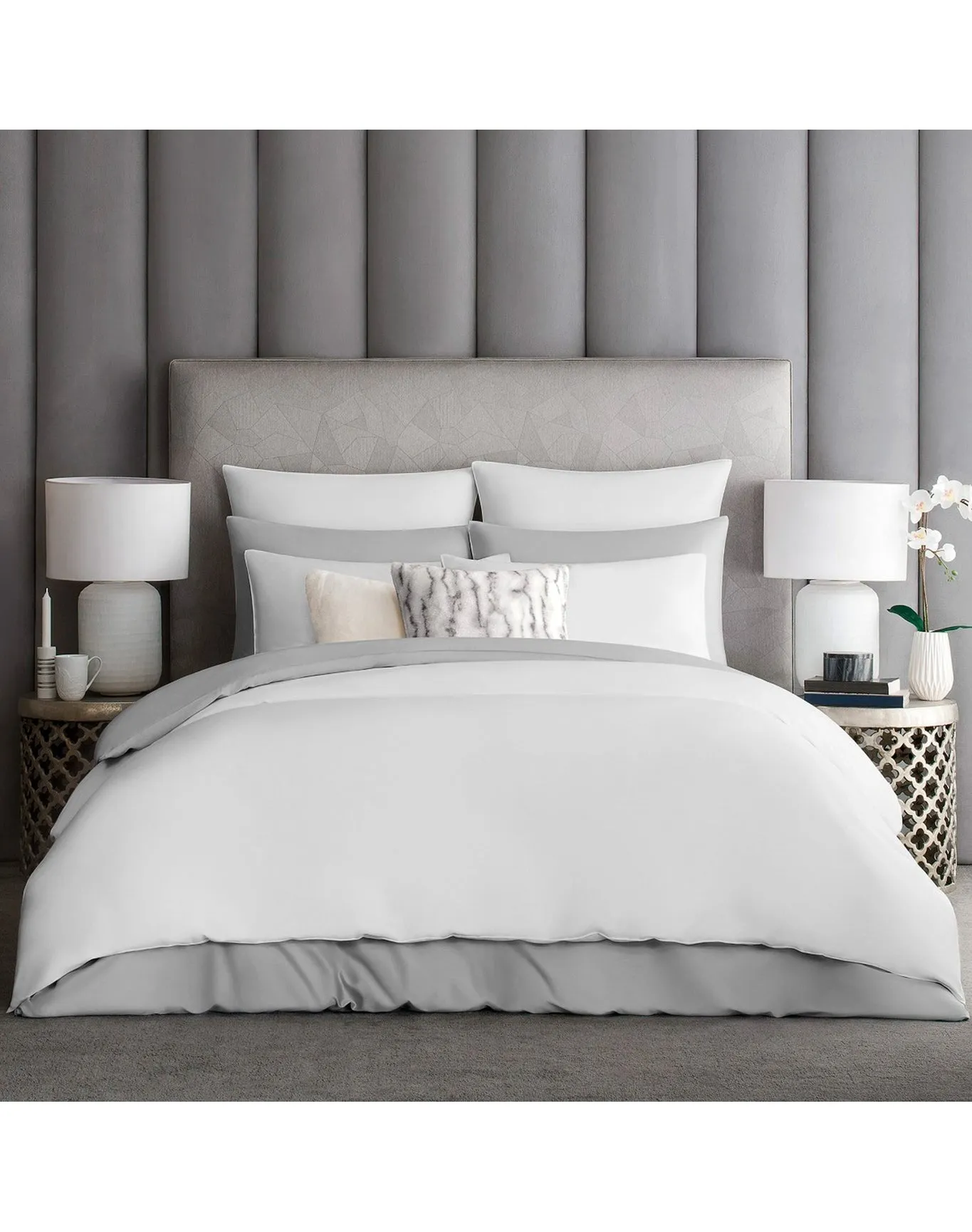Avari Duvet Cover | White TOGAS