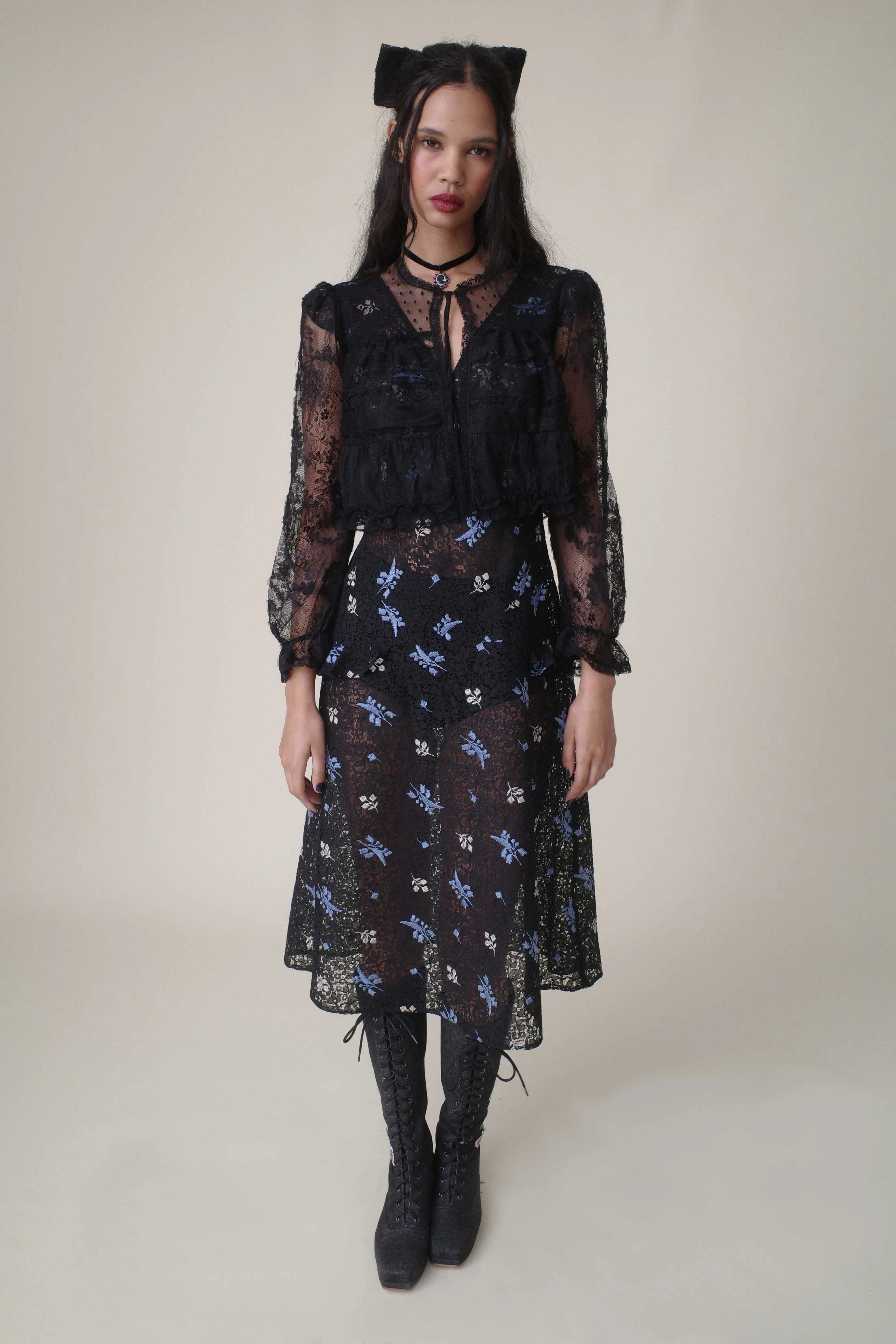 Black Lace Combo Bed Jacket Annasui