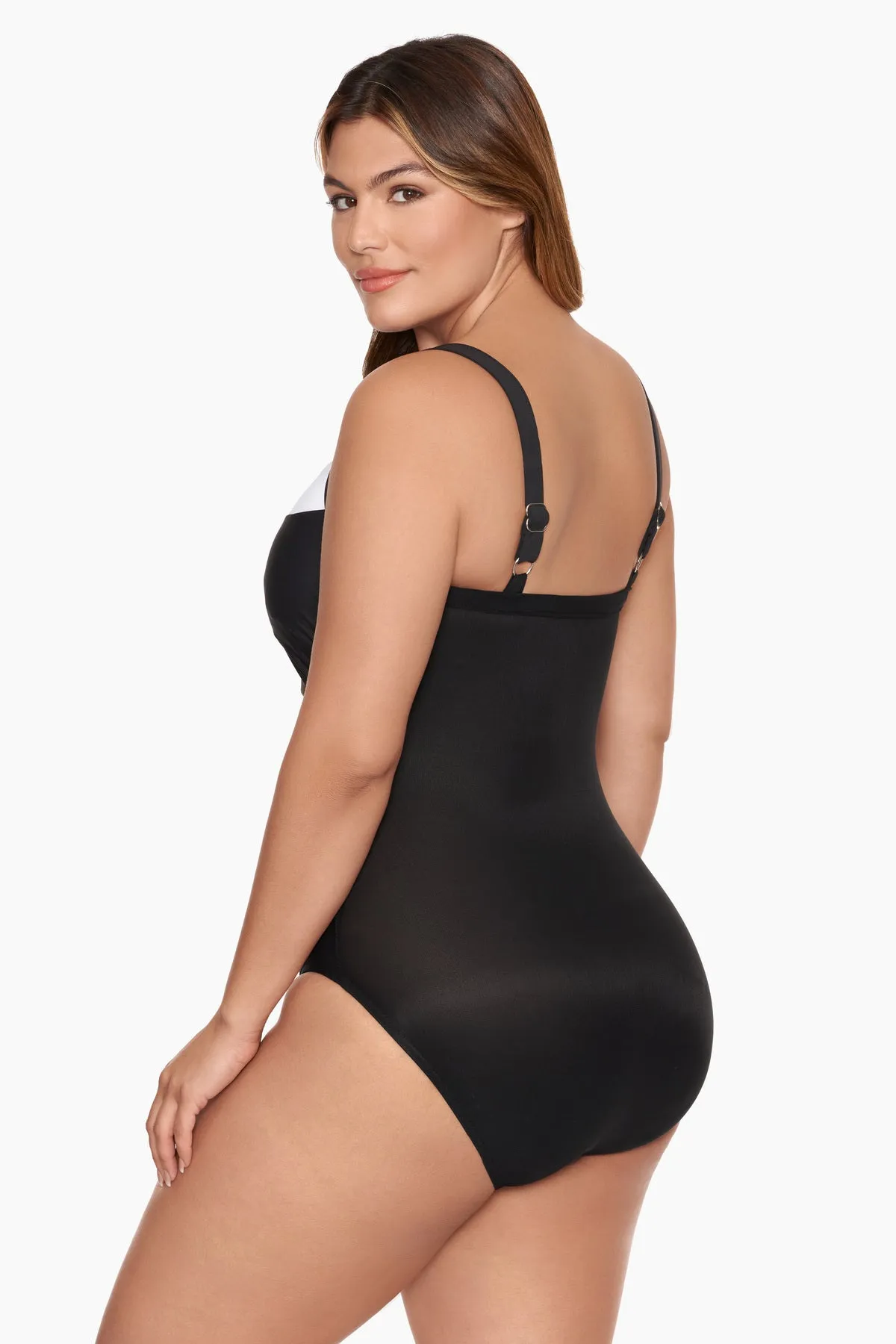 DD-Cup Kara One Piece in Colorblock