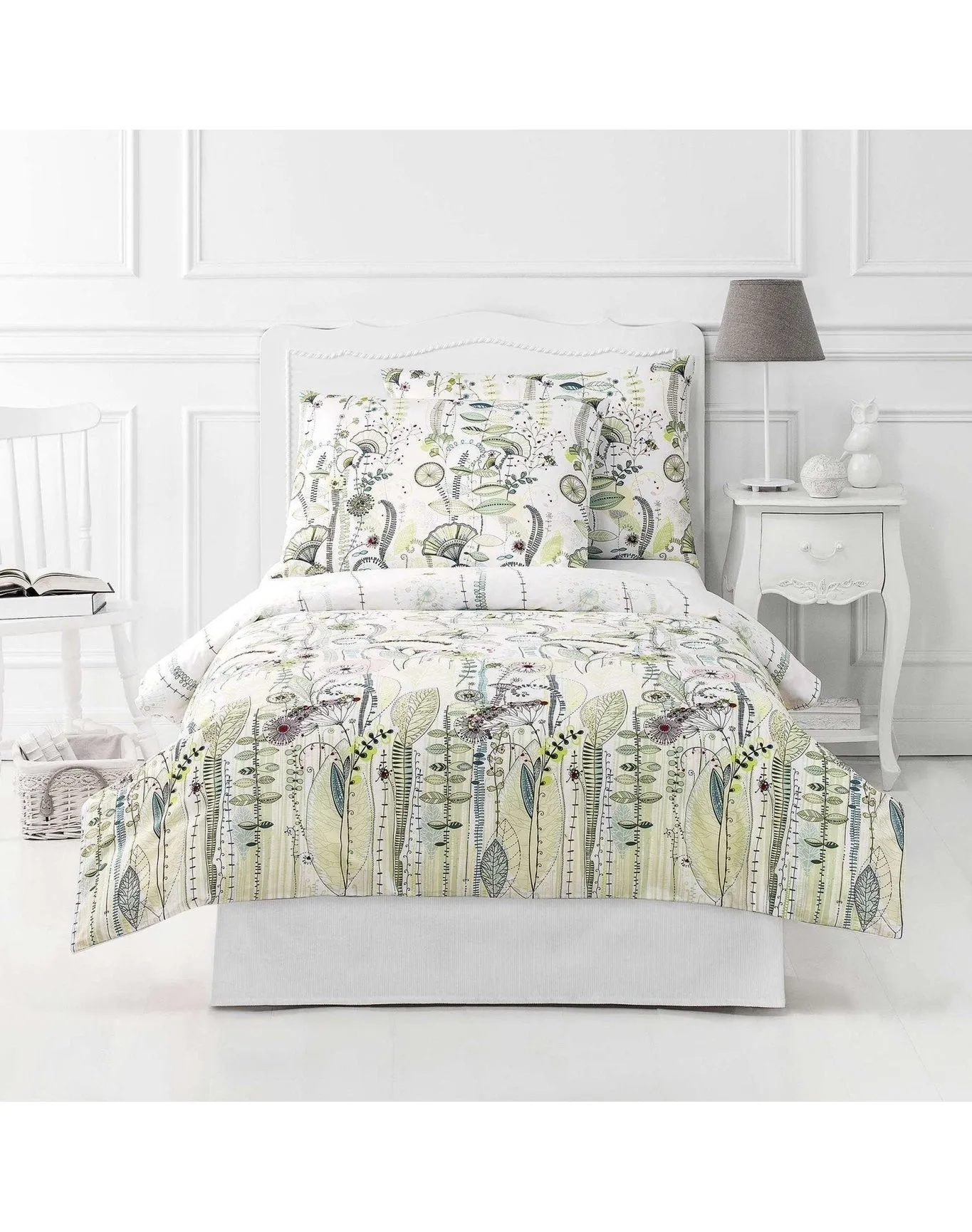 Ellie Duvet Cover | White x Pale Green TOGAS