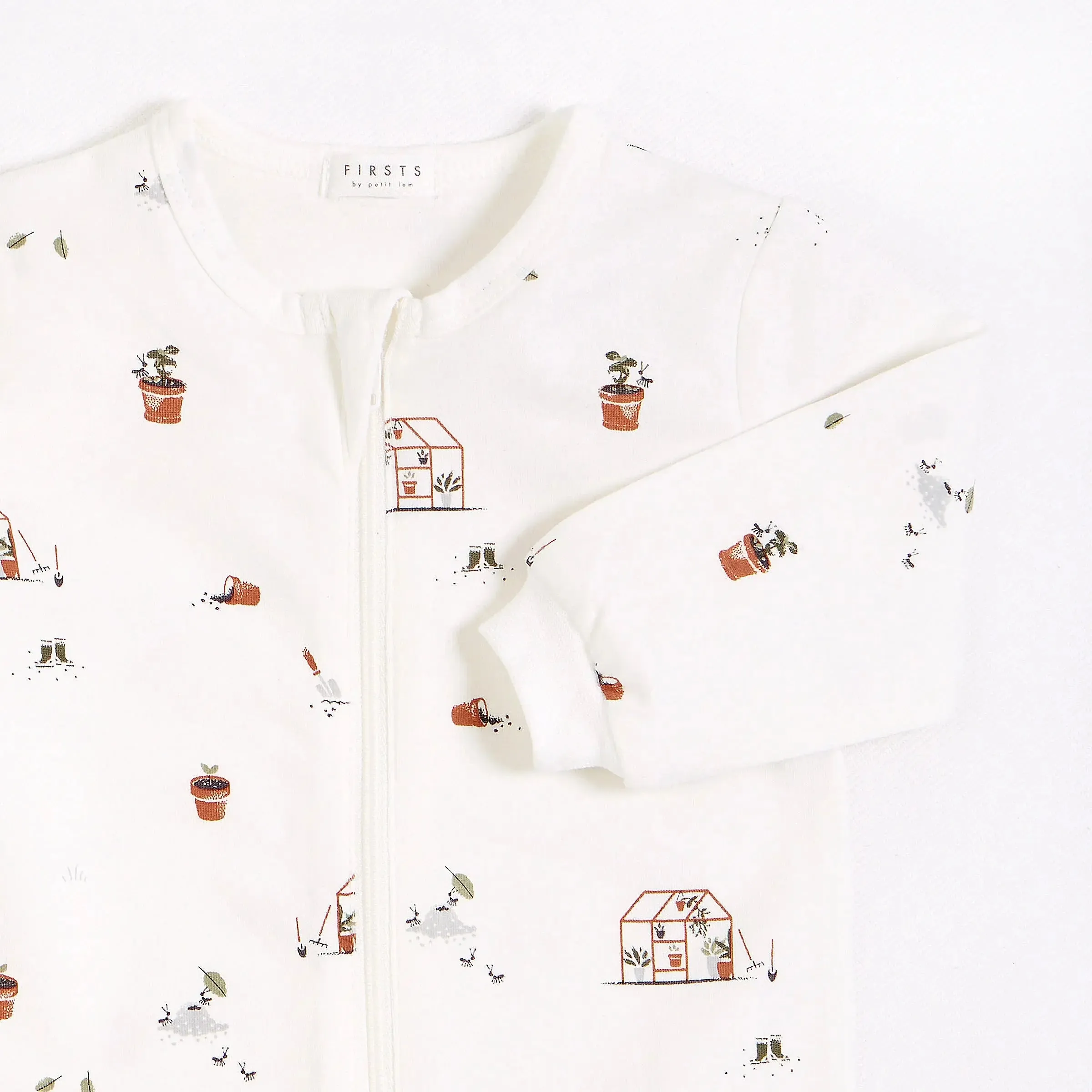 Greenhouse Print on Off-White Sleeper | Petit Lem