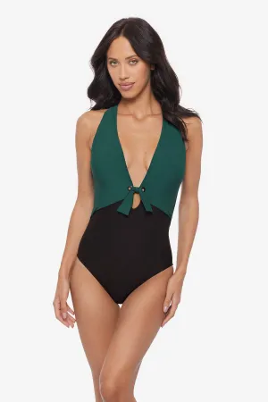 Halle One Piece
