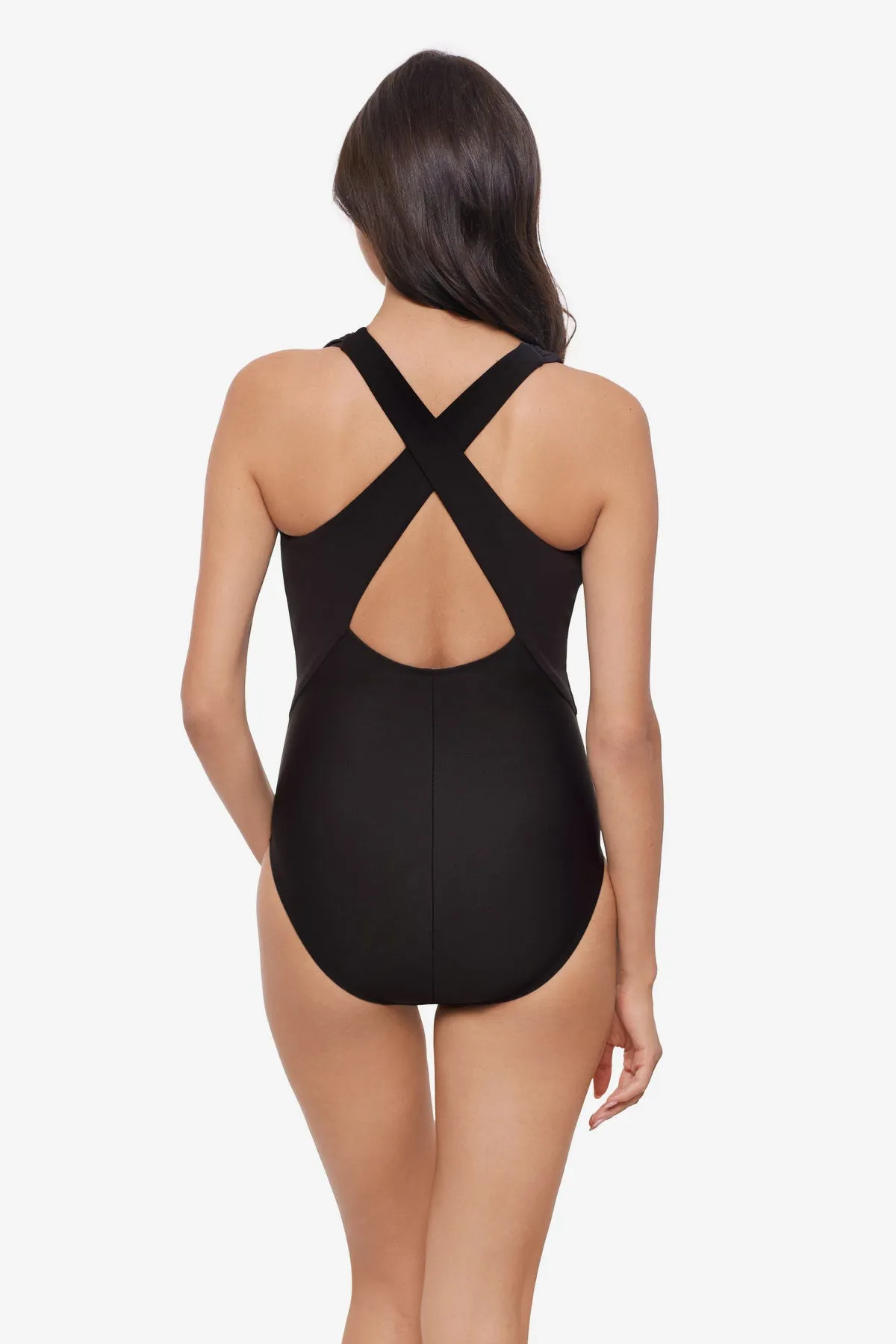 Halle One Piece