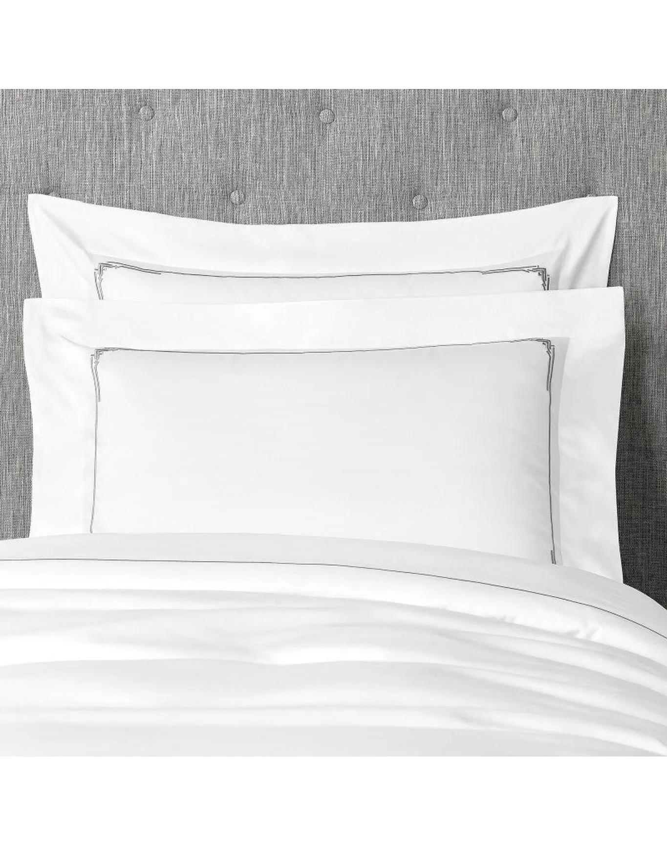 Jasper Pillowcases | White TOGAS