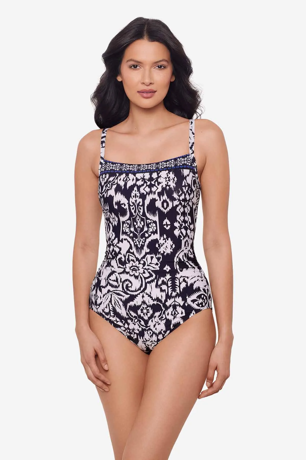 Kara One Piece in Talavera