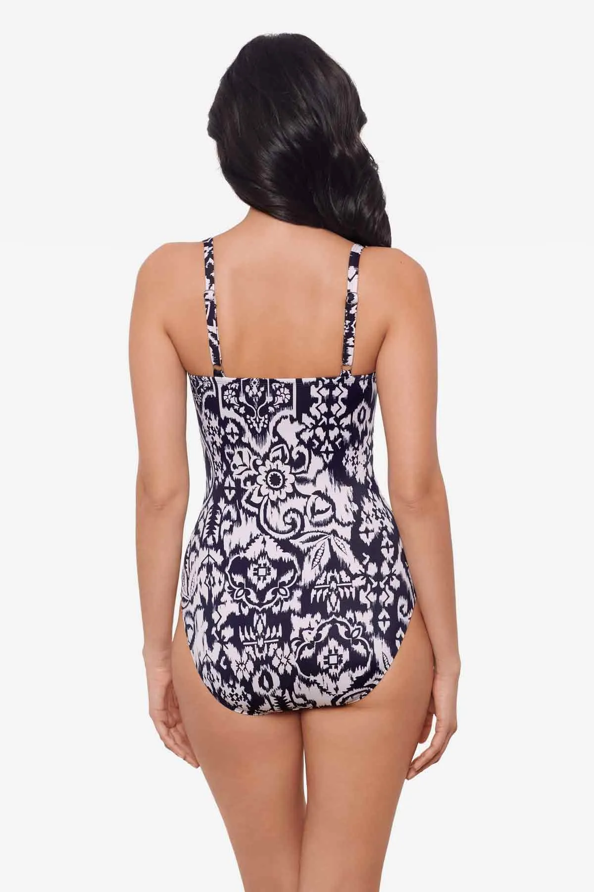 Kara One Piece in Talavera