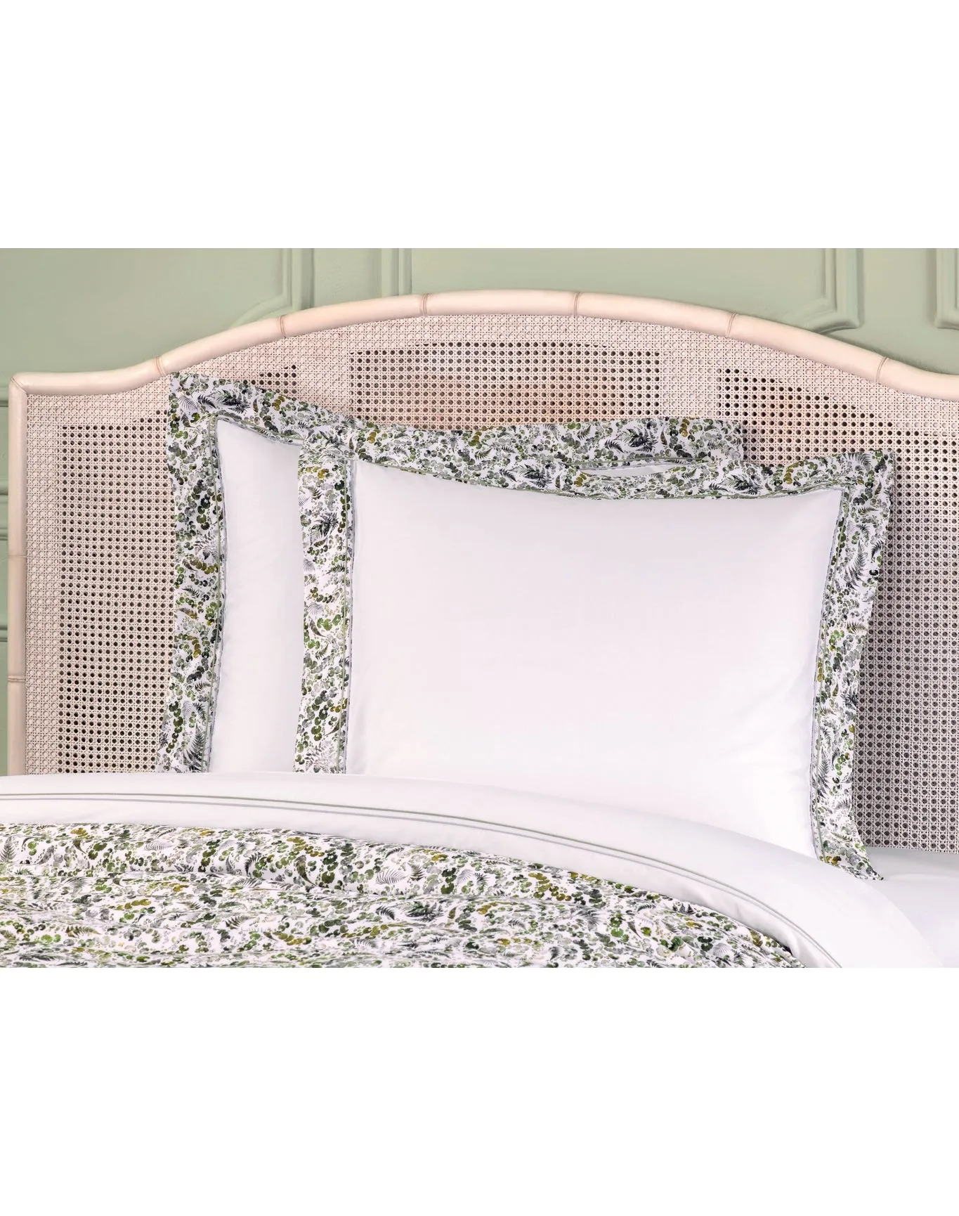 Lucille Pillowcase | White TOGAS