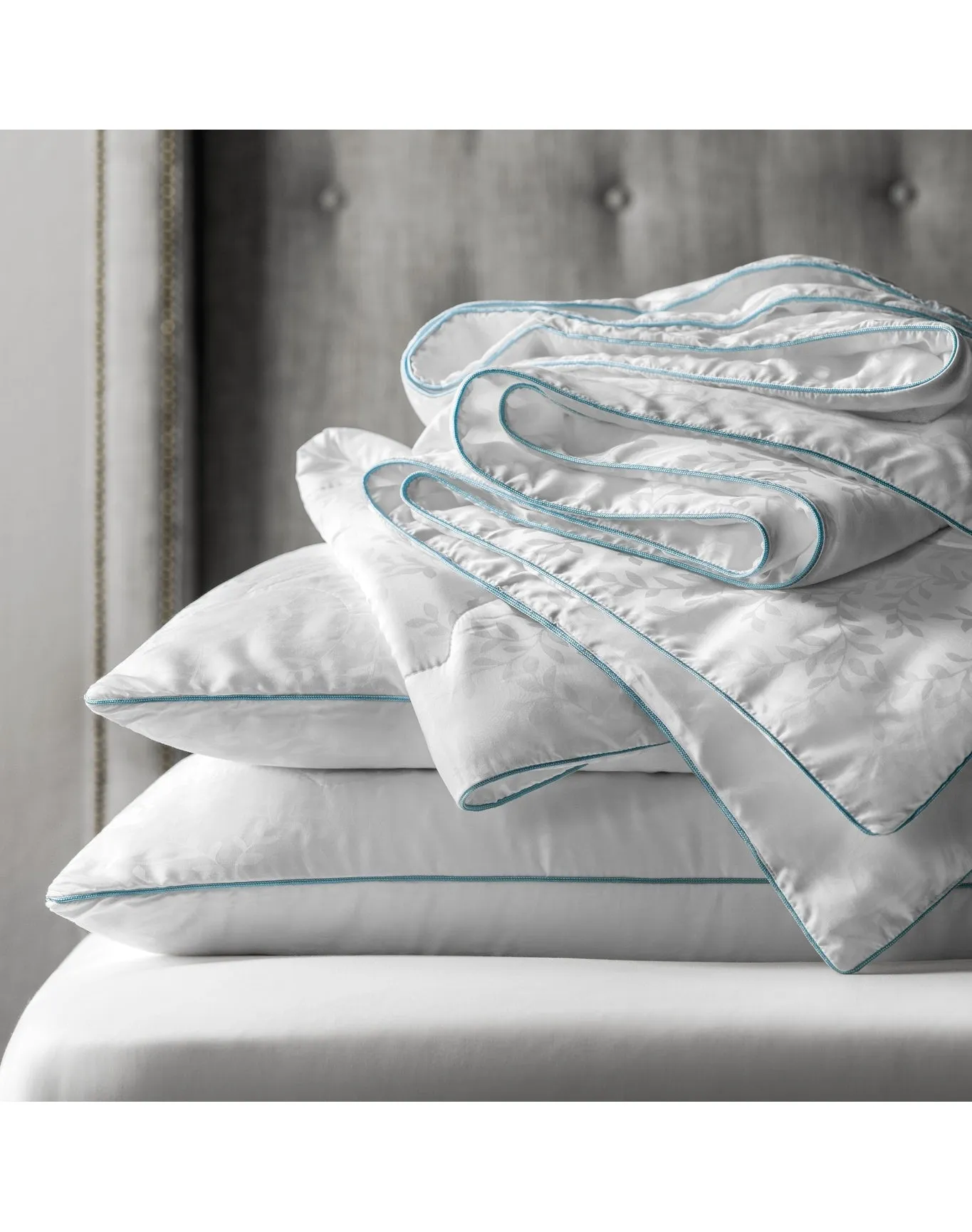 Lyocell Dreams Duvet | White TOGAS
