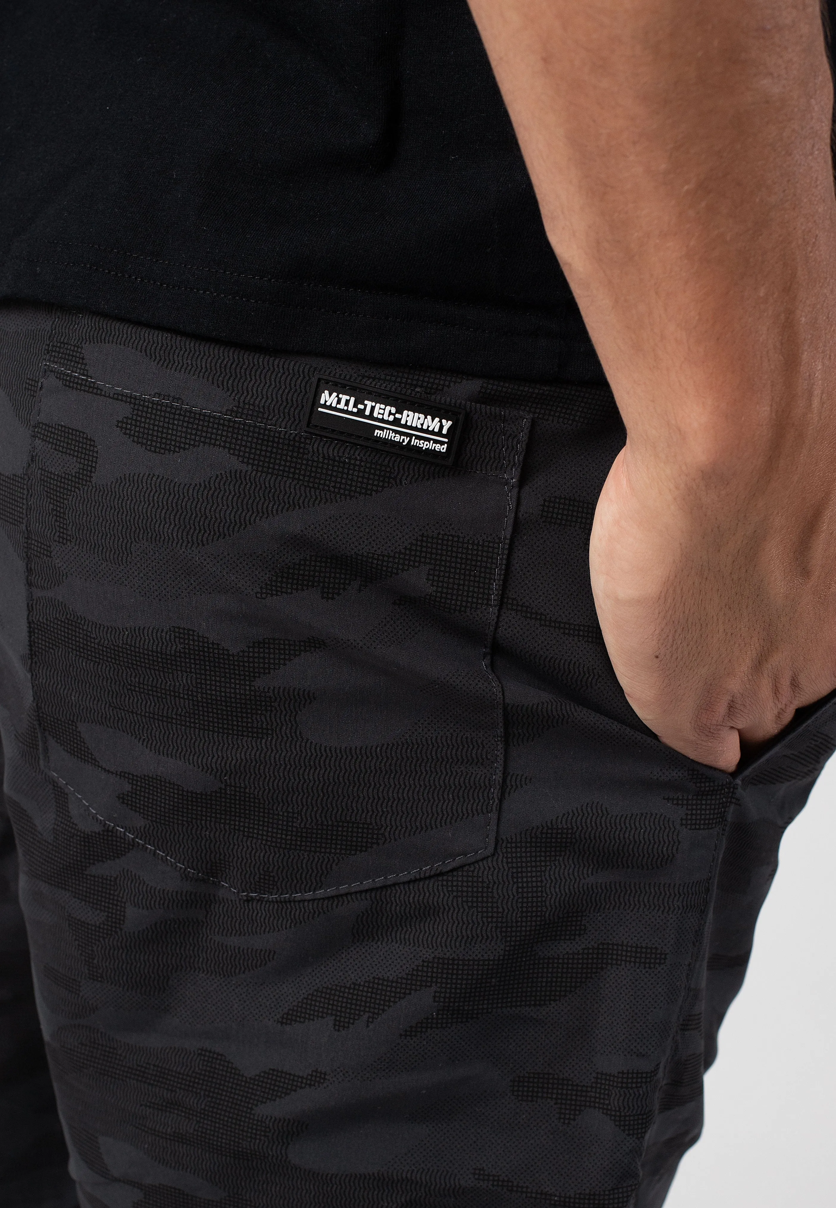 Mil-Tec - Dark Camo - Board Shorts
