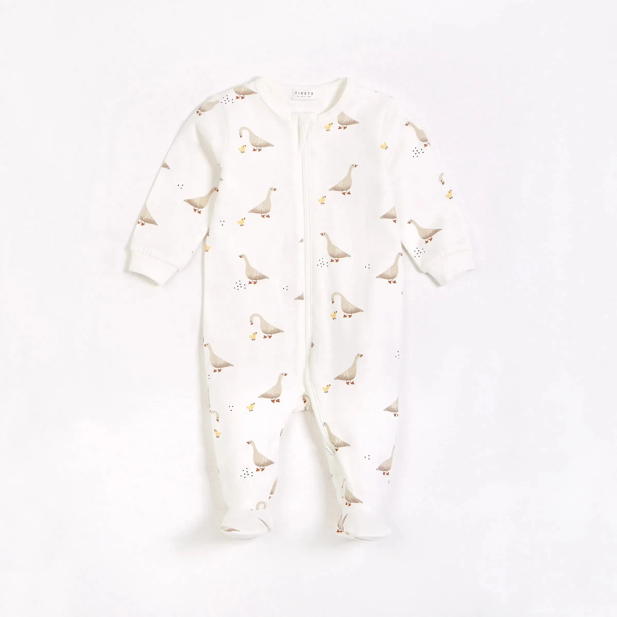 Mother Goose Print on Off-White Sleeper | Petit Lem