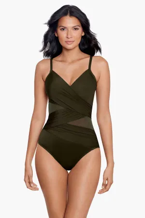 Mystique One Piece
