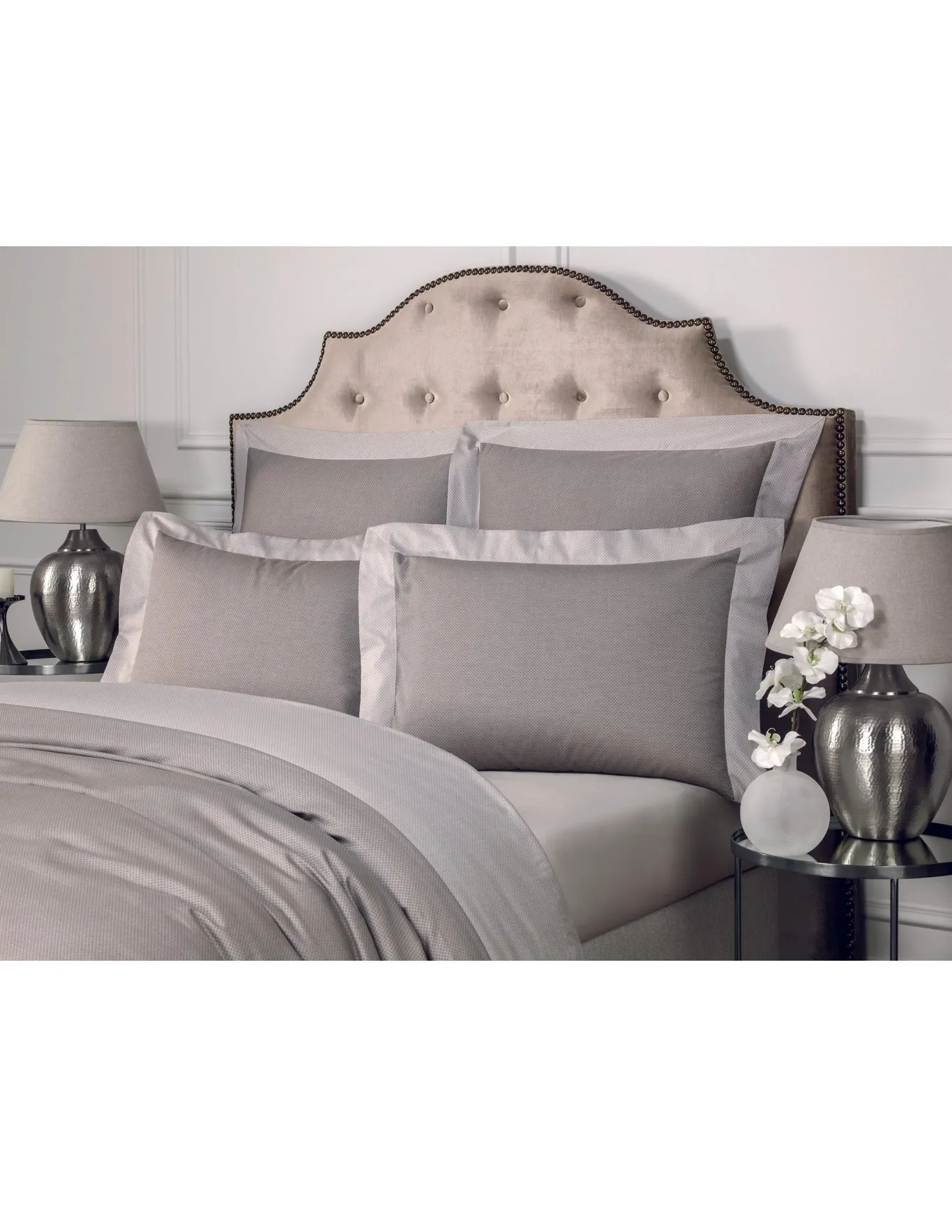 Orlando Pillowcase | Pale Gray x Brown TOGAS