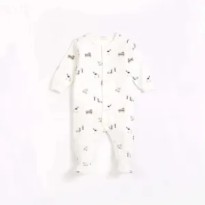 "Little Picnic" Print on Off-White Sleeper | Petit Lem