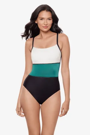 Trifecta One Piece in Spectra