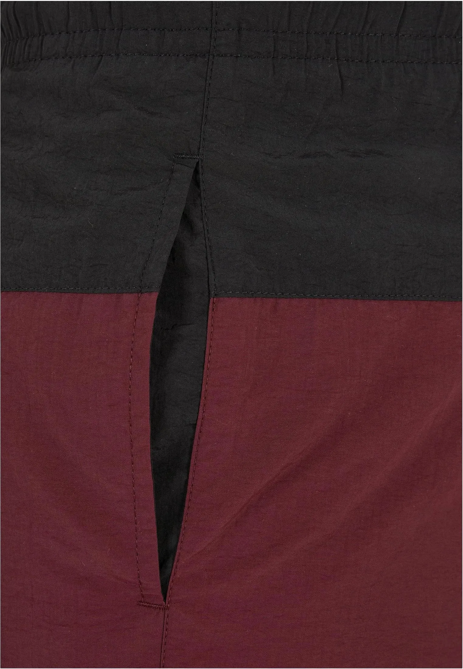 Urban Classics - Block Cherry/Black - Board Shorts