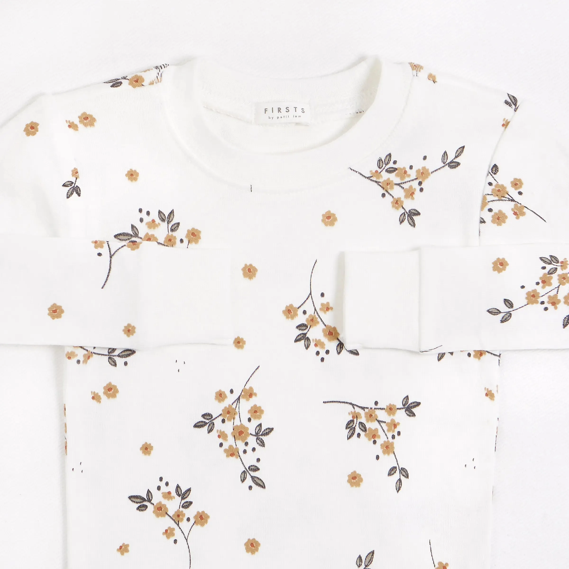 Winter Jasmine Print on Off-White Infant Pyjama Set | Petit Lem